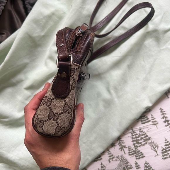 Gucci - Picture 5 of 11